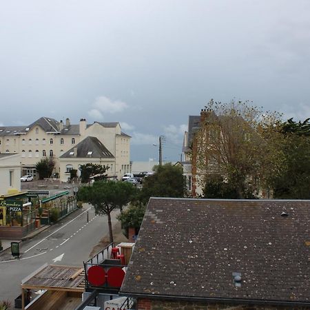 Hotel Des Pins Jullouville-les-Pins Pokoj fotografie